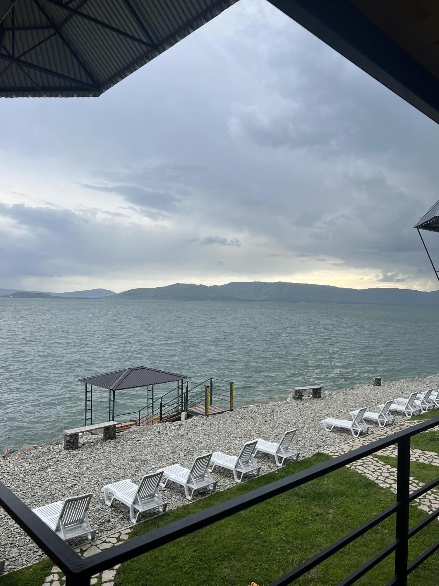Altitude 1900 Dive Resort - Sevan Lake Chambarak 外观 照片